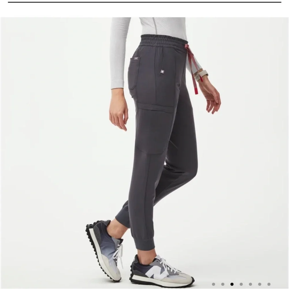 FIGS Lesage Joggers Charcoal Small Tall - Picture 3 of 10